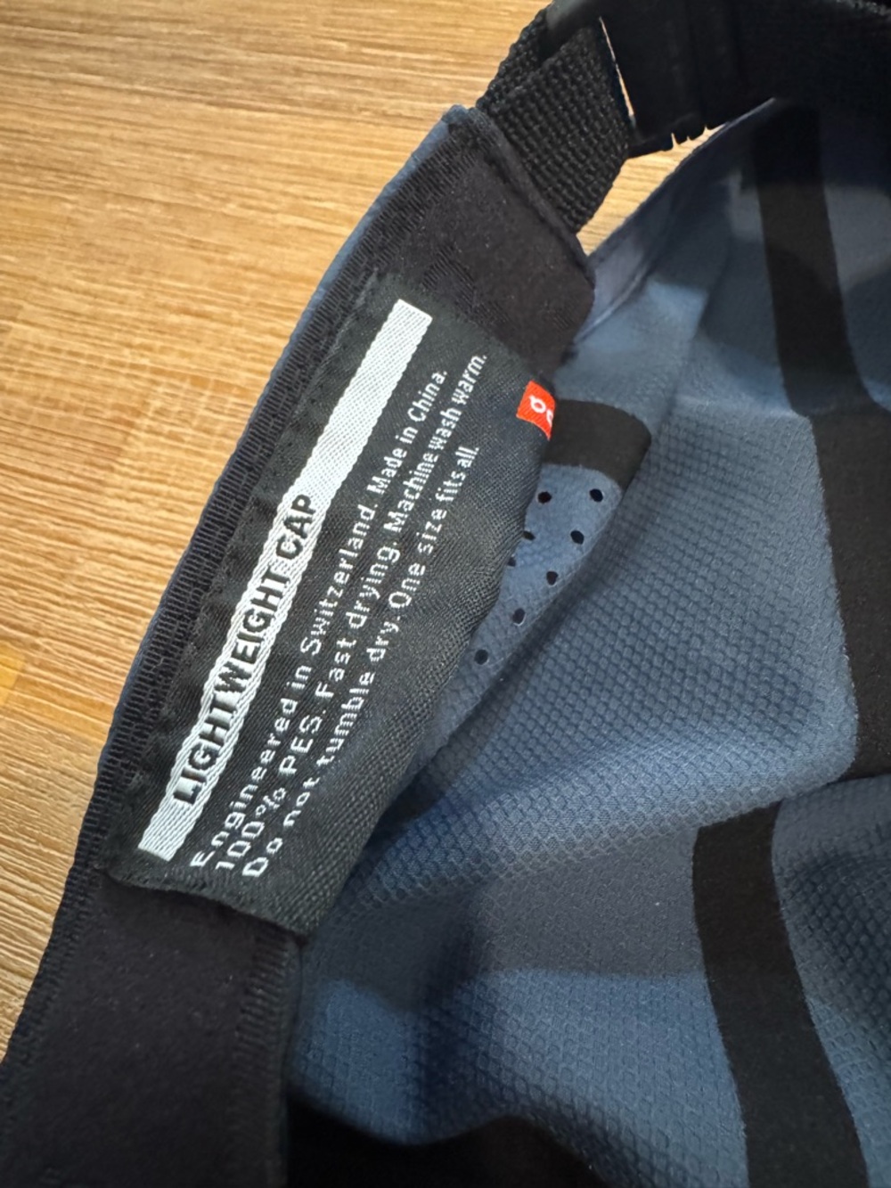 On Running Company - Lightweight Cap - Picture 3 of 6